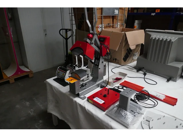 Pettenpres print equipment + tassenpres print - afbeelding 2 van  8