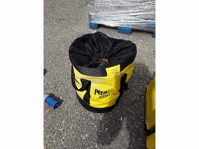 Petzl zak met touw - afbeelding 1 van  2