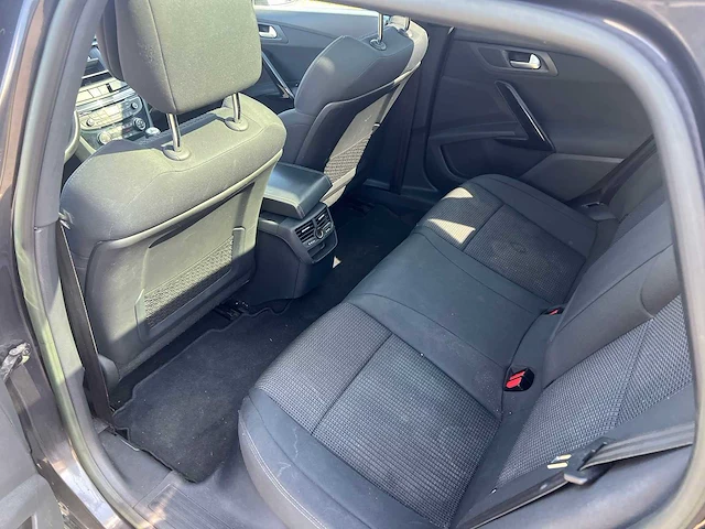 Peugeot - 200 - 508 - personenauto - afbeelding 6 van  17