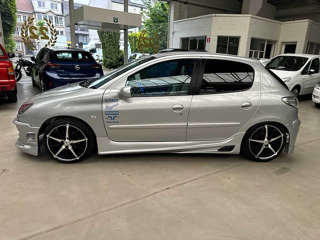 Peugeot - 2001 - 206 - tuning - afbeelding 17 van  20