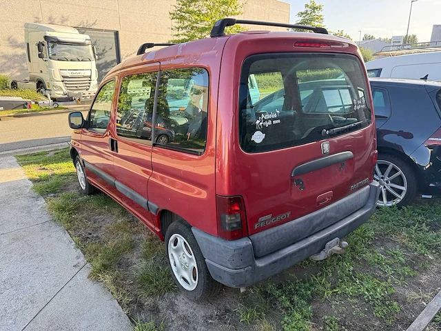 Peugeot - 2002 - partner - personenauto - afbeelding 2 van  16
