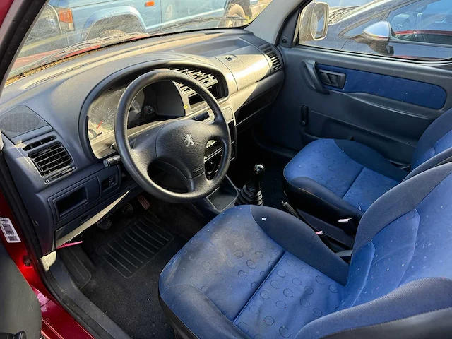 Peugeot - 2002 - partner - personenauto - afbeelding 4 van  16