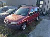 Peugeot - 2002 - partner - personenauto - afbeelding 10 van  16