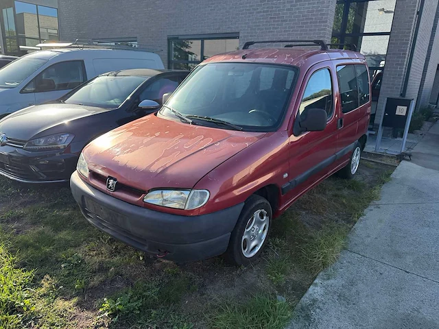 Peugeot - 2002 - partner - personenauto - afbeelding 11 van  16