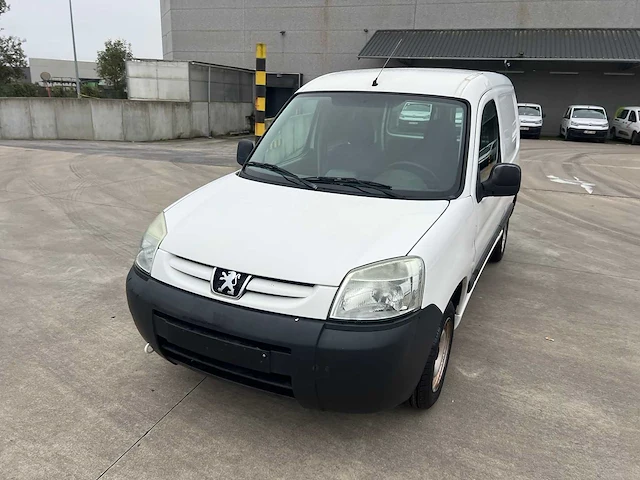 Peugeot - 2004 - partner - personenauto - afbeelding 16 van  21