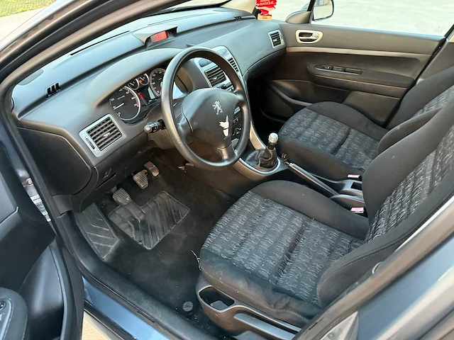 Peugeot - 2005 - 307 - personenauto - afbeelding 8 van  21