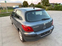 Peugeot - 2005 - 307 - personenauto - afbeelding 19 van  21