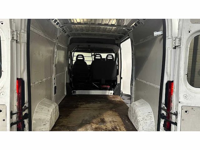 Peugeot - 2006 - boxer - personenauto - afbeelding 7 van  20