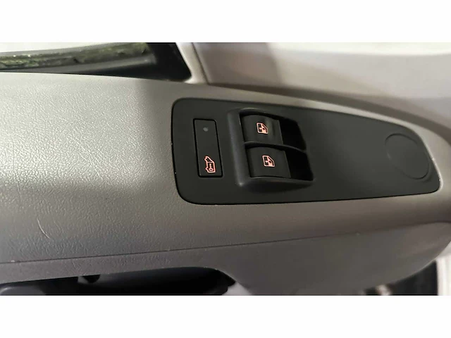 Peugeot - 2006 - boxer - personenauto - afbeelding 13 van  20