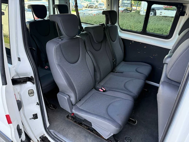 Peugeot - 2008 - expert tepe - minibus - personenauto - afbeelding 11 van  24