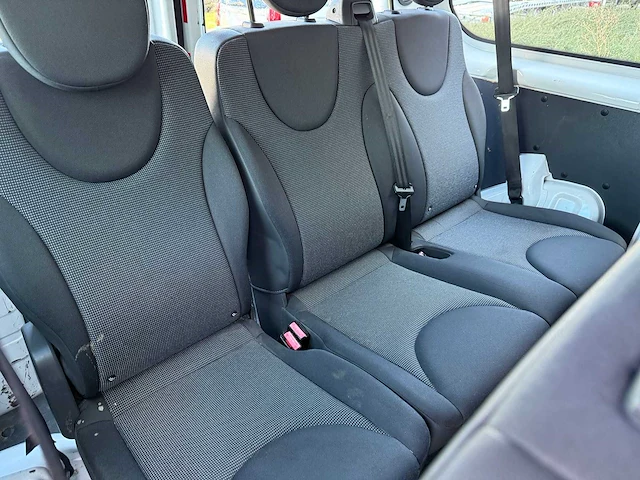 Peugeot - 2008 - expert tepe - minibus - personenauto - afbeelding 17 van  24