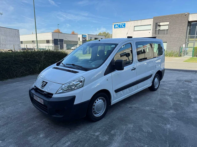 Peugeot - 2008 - expert tepe - minibus - personenauto - afbeelding 18 van  24