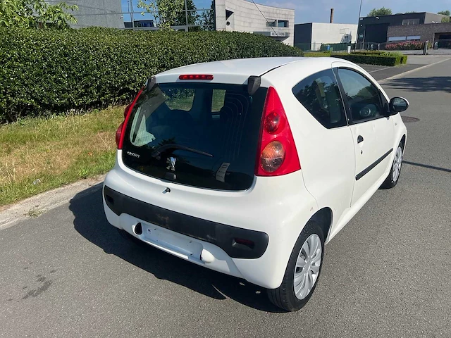 Peugeot - 2009 - 107 - personenauto - afbeelding 4 van  28