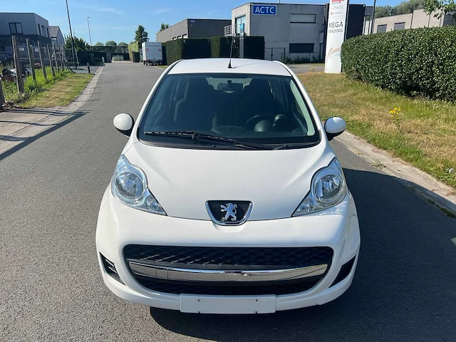 Peugeot - 2009 - 107 - personenauto - afbeelding 23 van  28