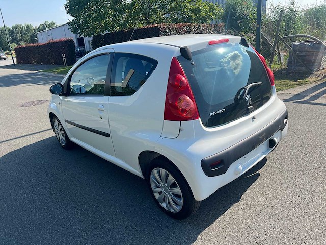 Peugeot - 2009 - 107 - personenauto - afbeelding 7 van  28
