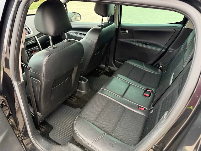 Peugeot - 2009 - 207 break - personenauto - afbeelding 4 van  20