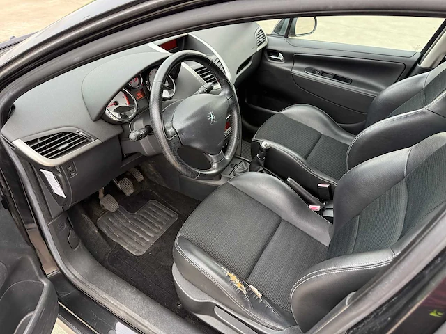 Peugeot - 2009 - 207 break - personenauto - afbeelding 9 van  20