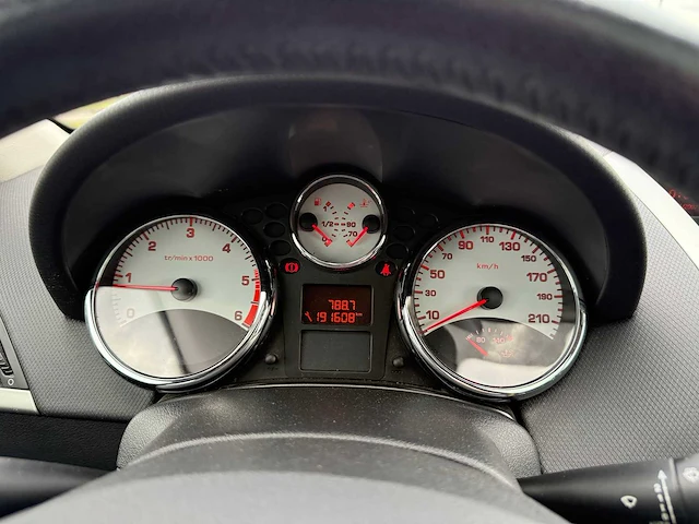 Peugeot - 2009 - 207 break - personenauto - afbeelding 11 van  20