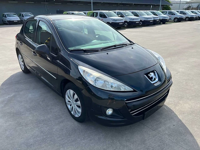 Peugeot - 2011 - 207 - personenauto - afbeelding 12 van  31