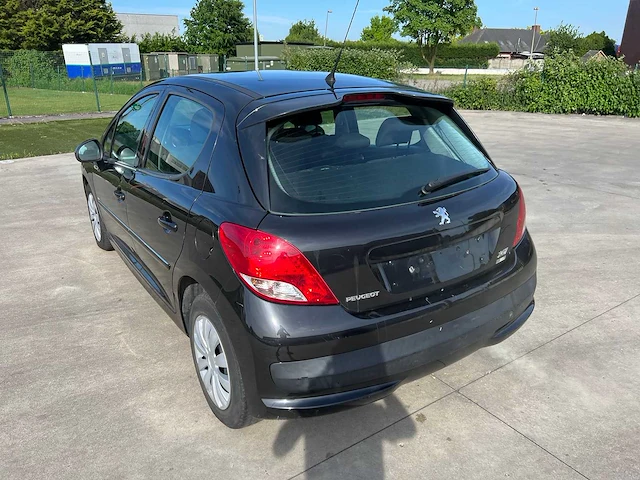 Peugeot - 2011 - 207 - personenauto - afbeelding 29 van  31