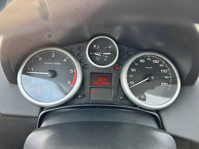 Peugeot - 2011 - 207 - personenauto - afbeelding 22 van  31