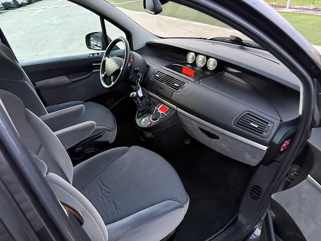 Peugeot - 2011 - 807 - personenauto - afbeelding 2 van  30