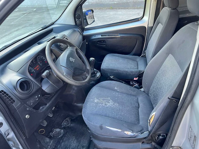 Peugeot - 2011 - bipper - personenauto - afbeelding 10 van  30