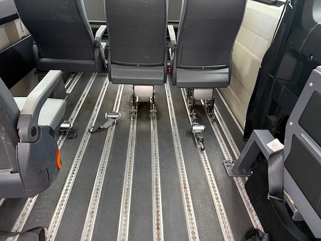 Peugeot - 2012 - boxer - rolstoelvervoer - personenauto - afbeelding 9 van  33