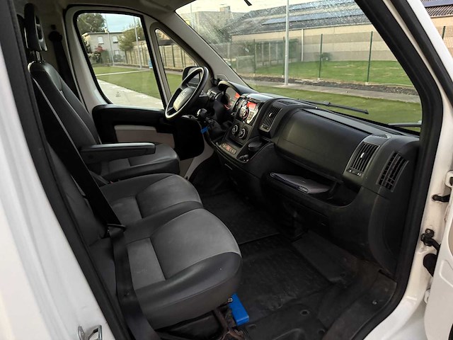 Peugeot - 2013 - boxer dangel 4x4 - dangel 4x4 - personenauto - afbeelding 9 van  29
