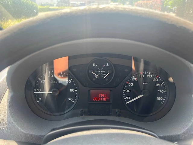 Peugeot - 2013 - expert - personenauto - afbeelding 16 van  30
