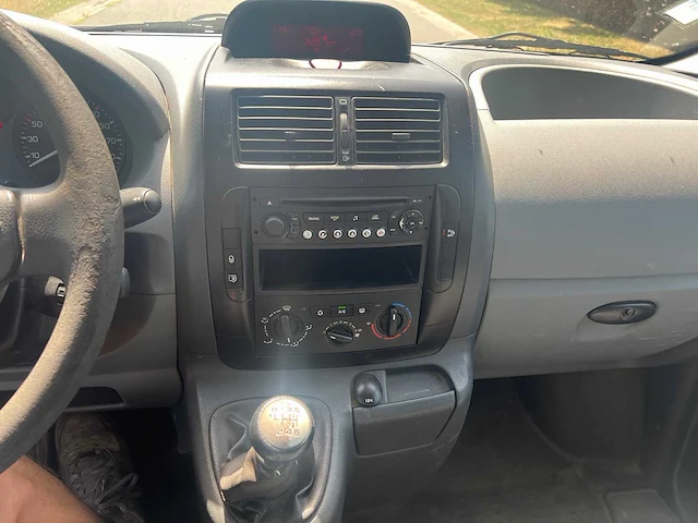 Peugeot - 2013 - expert - personenauto - afbeelding 18 van  30