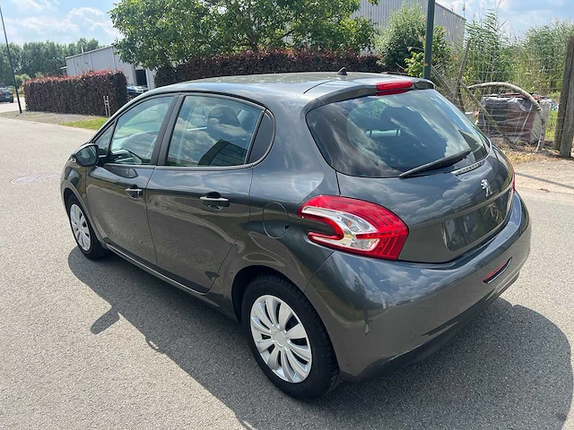 Peugeot - 2014 - 208 - personenauto - afbeelding 7 van  27