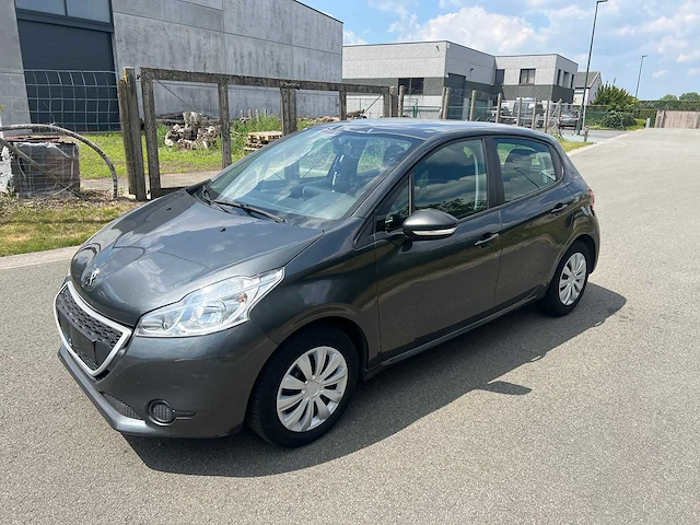 Peugeot - 2014 - 208 - personenauto - afbeelding 1 van  27
