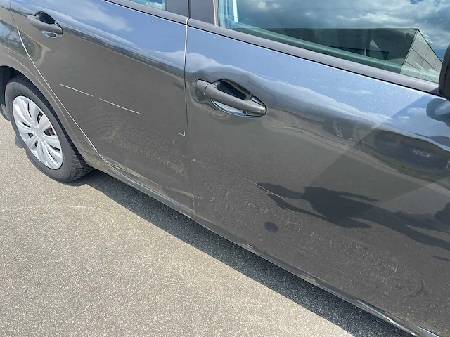 Peugeot - 2014 - 208 - personenauto - afbeelding 23 van  27