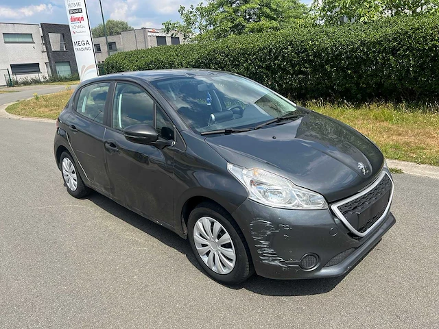Peugeot - 2014 - 208 - personenauto - afbeelding 25 van  27