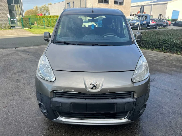 Peugeot - 2014 - partner - personenauto - afbeelding 22 van  26