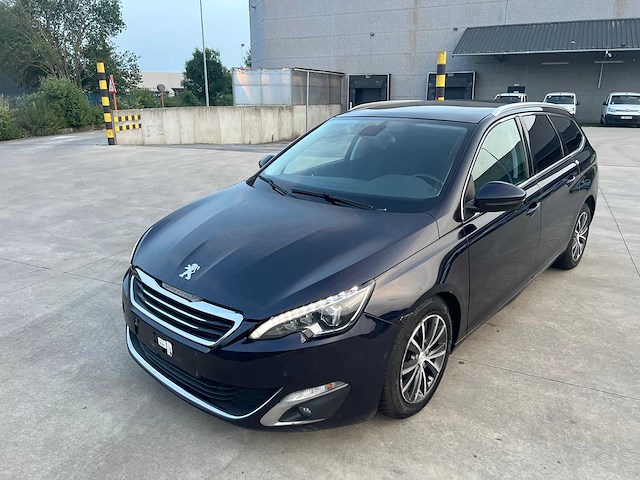 Peugeot - 2015 - 308 - personenauto - afbeelding 18 van  23