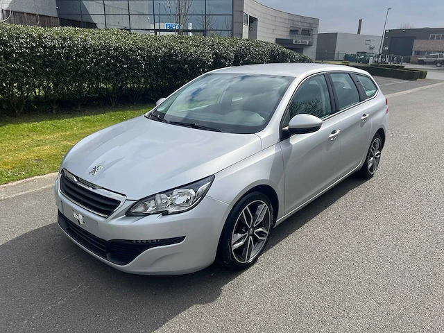 Peugeot - 2016 - 308 - personenauto - afbeelding 12 van  31