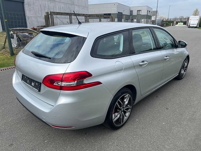 Peugeot - 2016 - 308 - personenauto - afbeelding 30 van  31