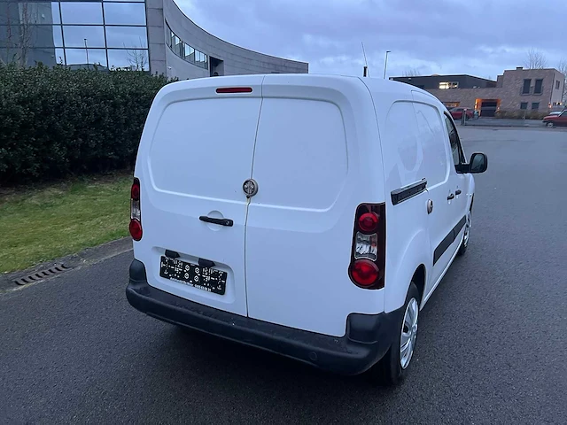Peugeot - 2016 - partner - personenauto - afbeelding 2 van  18