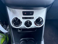 Peugeot - 2017 - 208 - personenauto - afbeelding 11 van  22