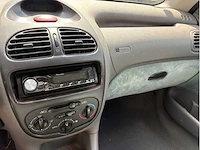 Peugeot - 206 - 1.4 gentry - car - 2001 - afbeelding 6 van  18