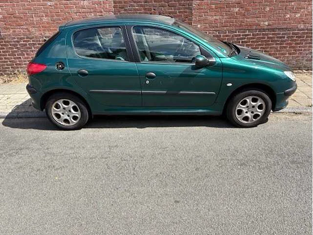 Peugeot - 206 - 1.4 gentry - car - 2001 - afbeelding 13 van  18