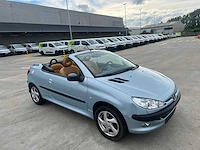 Peugeot - 206 - cabrio - personenauto - 2002 - afbeelding 10 van  25