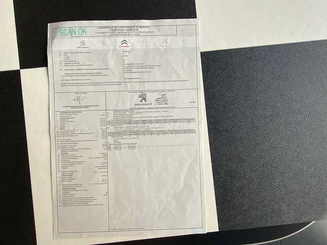 Peugeot - 208 - c - car - 2018 - afbeelding 17 van  26