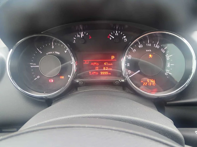 Peugeot - 3008 - personenauto - afbeelding 9 van  25
