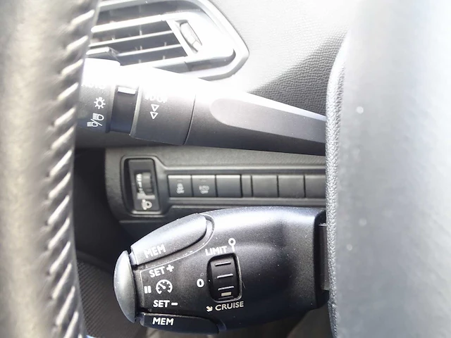 Peugeot - 308 sw - personenauto - afbeelding 6 van  17