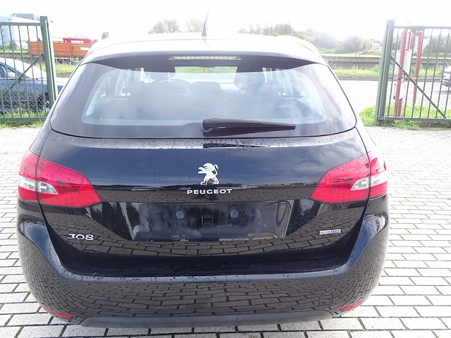 Peugeot - 308 sw - personenauto - afbeelding 13 van  17