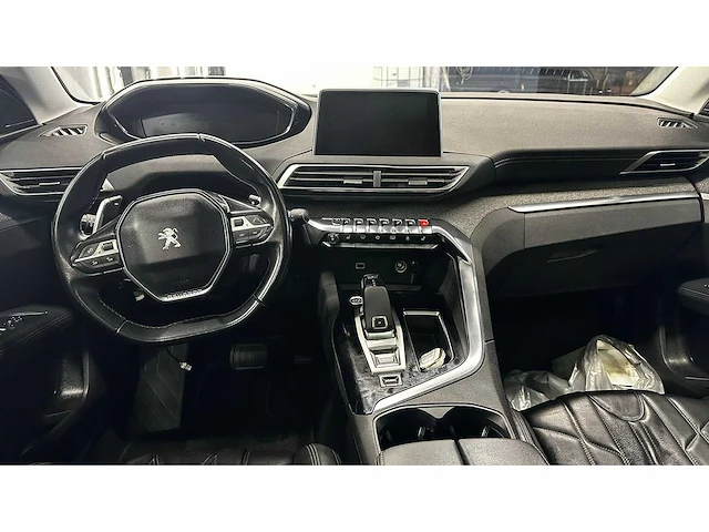 Peugeot - 5008 - gt-line - personenauto - afbeelding 21 van  31