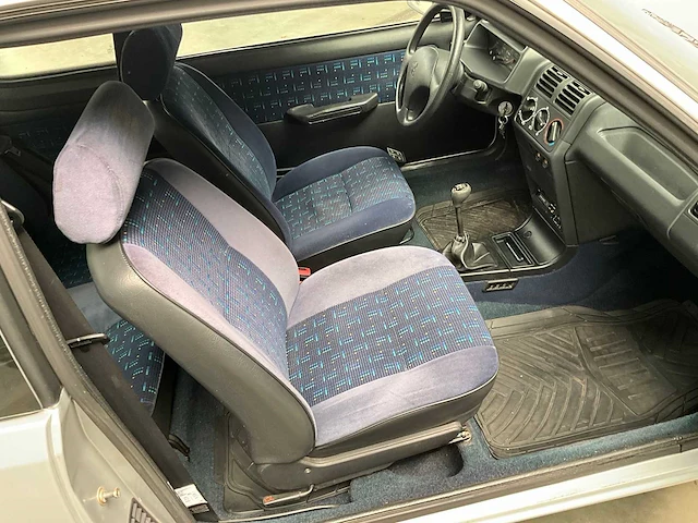 Peugeot - personenauto - afbeelding 8 van  27